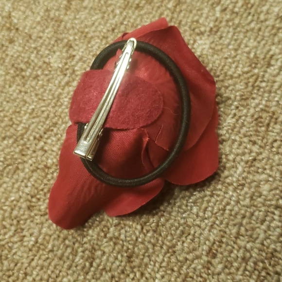 Rose Hair Clip - Picture 2 of 2